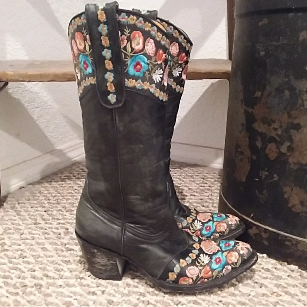 Old Gringo Black Boots with Floral Embroidery